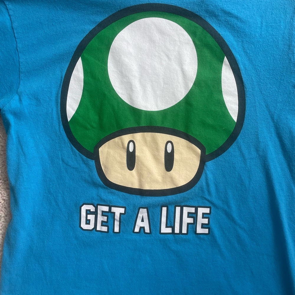 Nintendo Super Mario Get A Life Mushroom graphic T shirt M